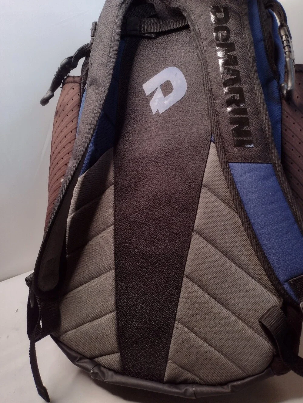 DeMarini Voodoo Baseball Softball Players Equipment Backpack Black Navy